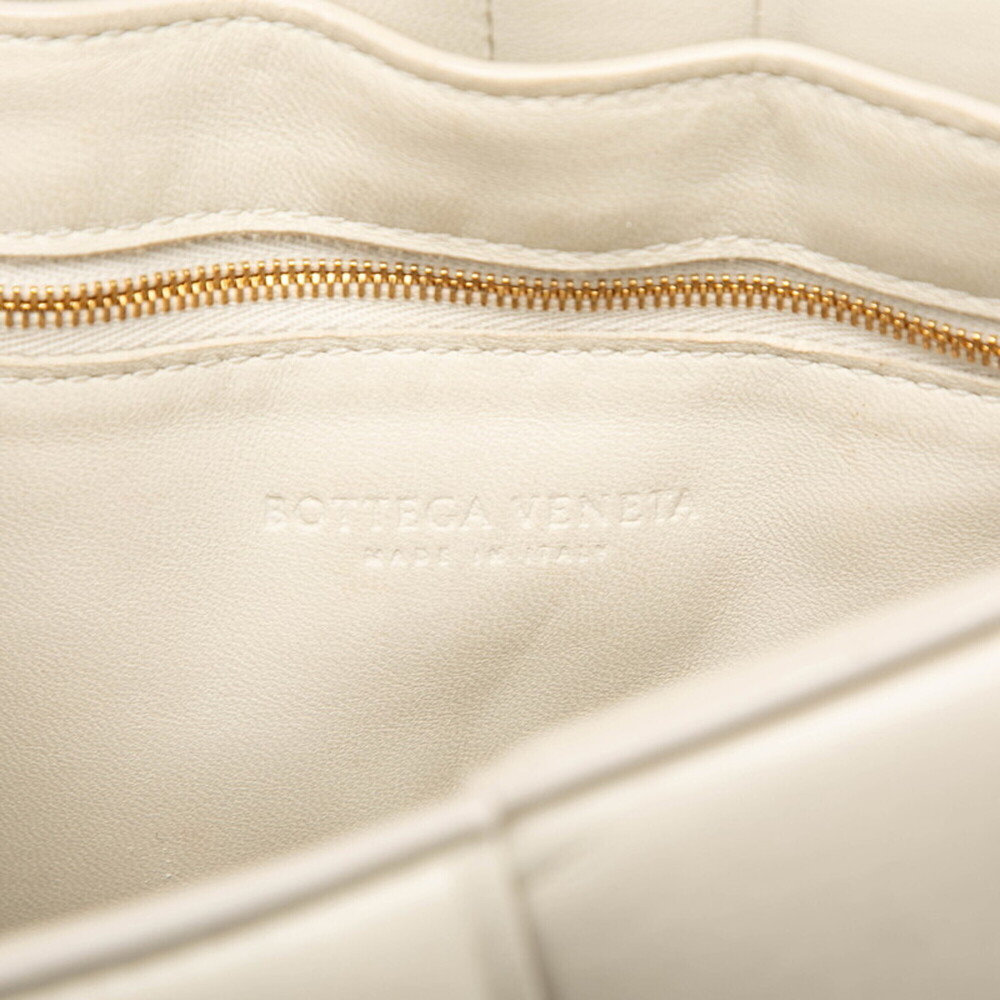 BOTTEGA VENETA White Leather Intrecciato Shoulder Bag - Picture 6 of 7